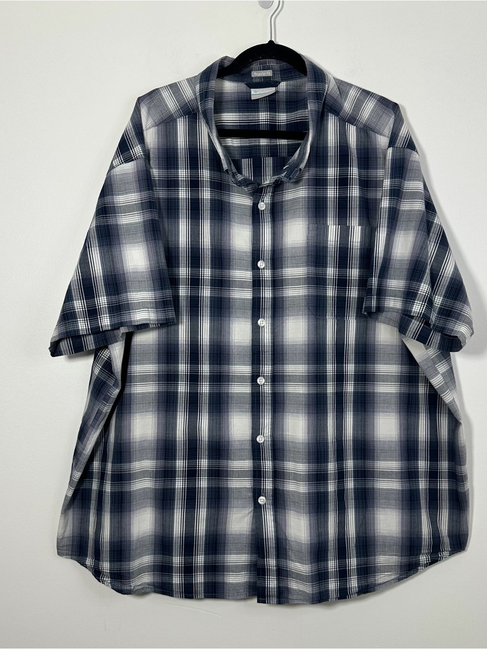 Columbia Men’s 4X Regular Fit Plaid Short Sleeve Button-Up Shirt Blue Gray White